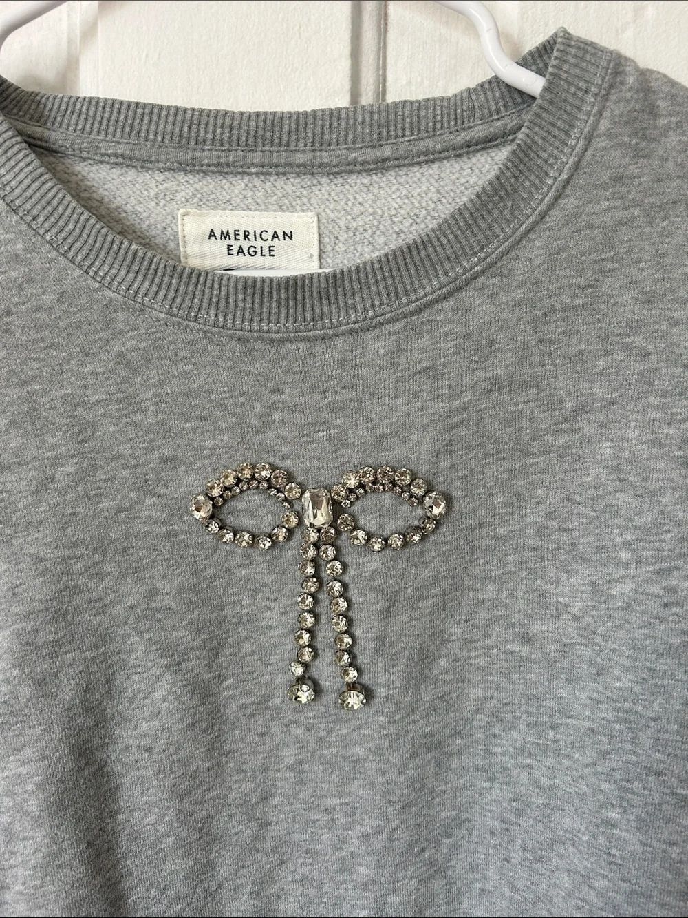 American Eagle Light Gray Crewneck Sweatshirt with Rhinestone Bow - Picture 4 of 8